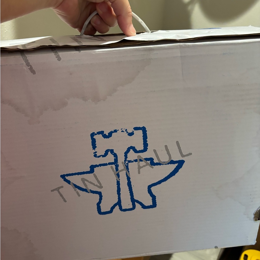 Tin Haul women’s boots still in box size 10